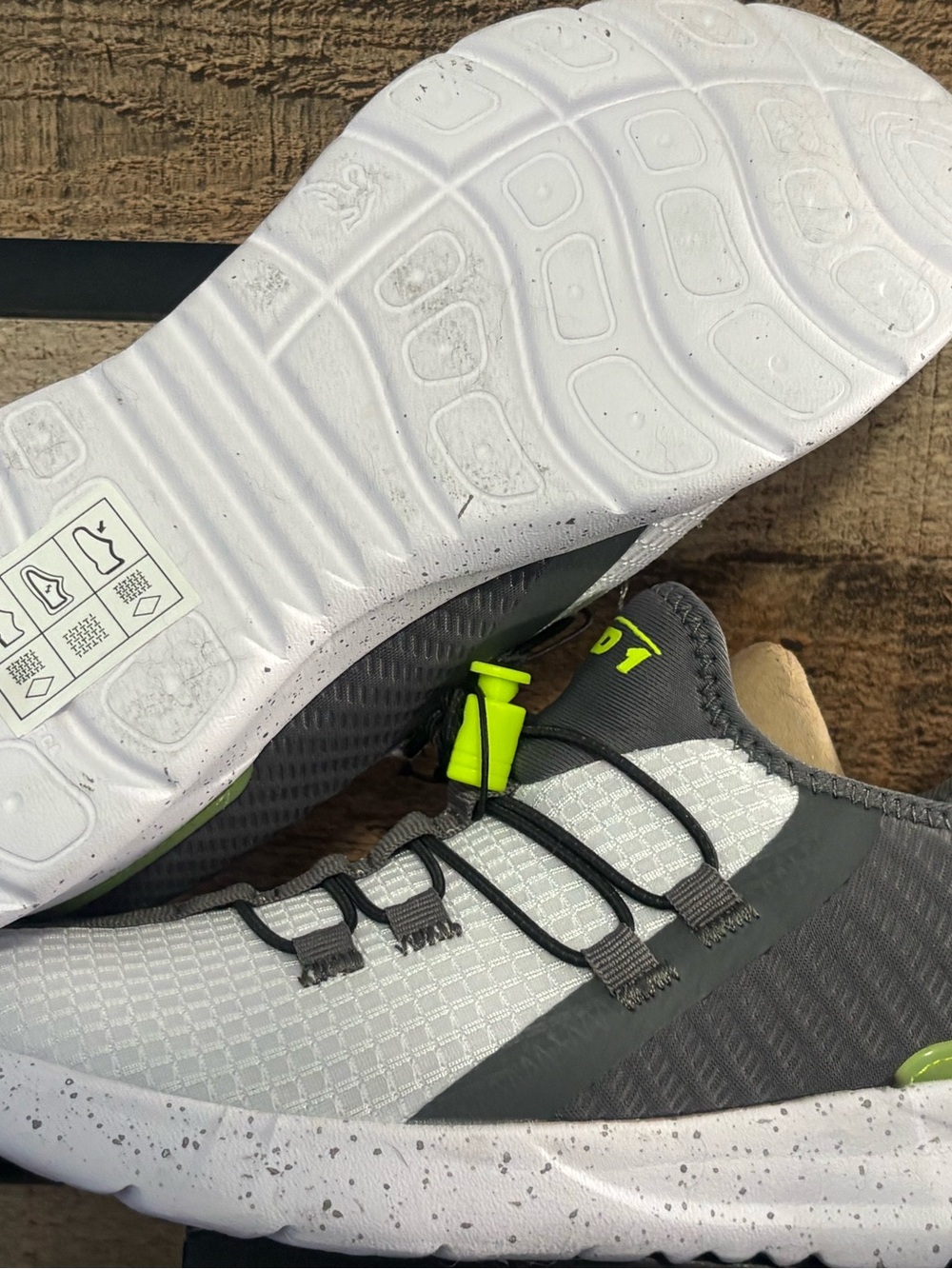 And1 Kids Sneakers - White, Gray & Neon Green Accent - Picture 4 of 6